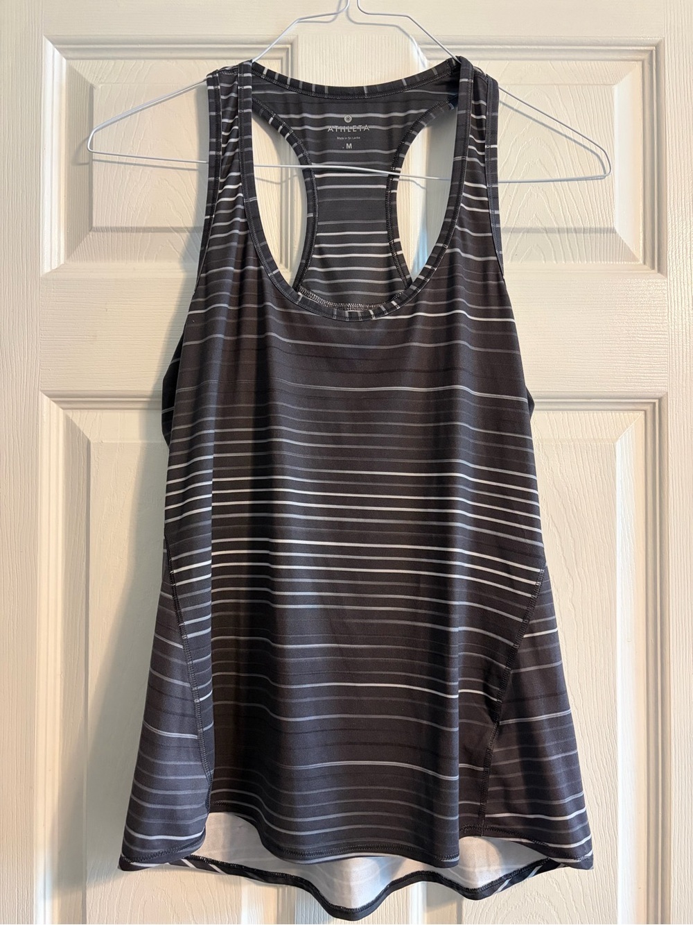 Athleta Striped Racerback Performance Tank Top Women’s Medium Gray Activewear